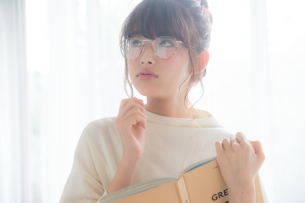 文学少女はモテやすい 読んでいると可愛さ3割増し の本とは Gree占い